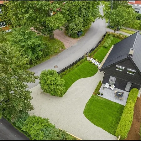 Super Family - Location!
